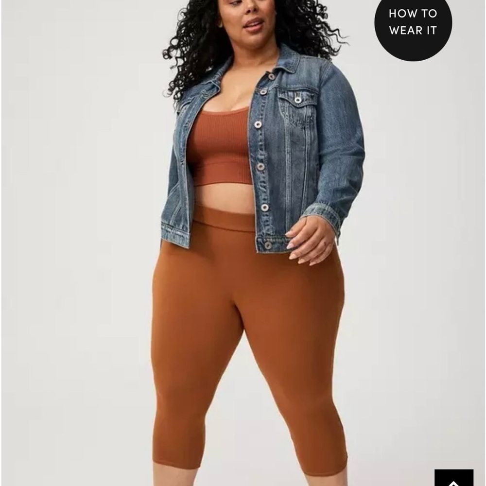 TORRID Capri Leggings-Caramel Cafe